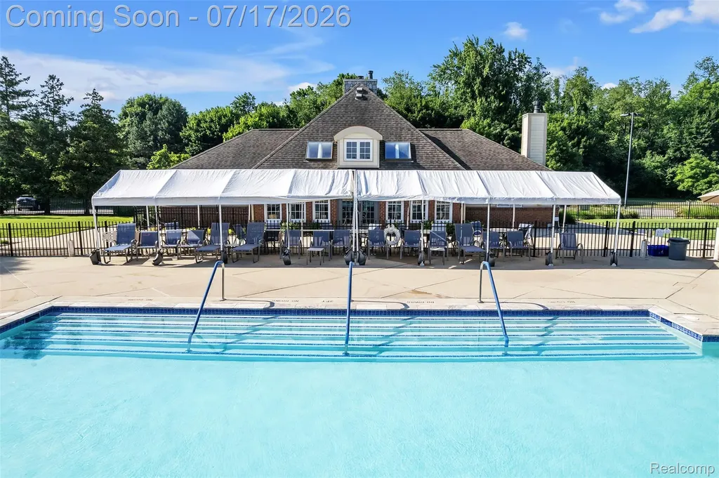 39681 Muirfield Lane Northville Township MI 48168