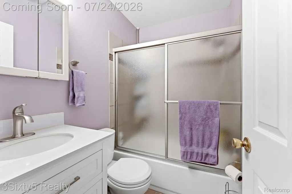3675 17th Street Wyandotte City MI 48192