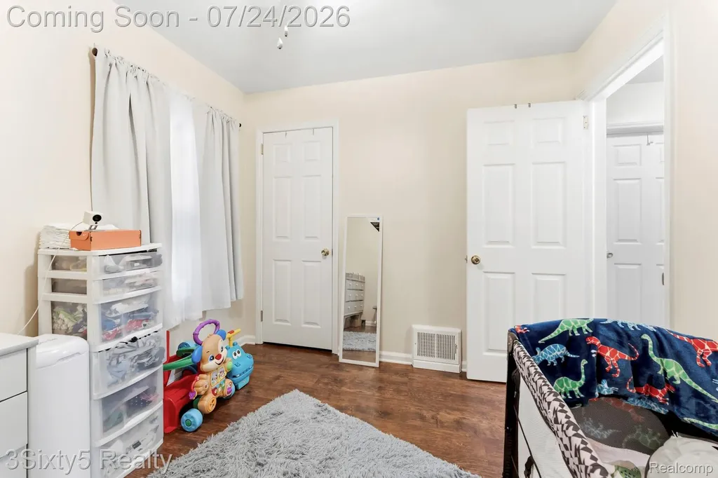 3675 17th Street Wyandotte City MI 48192