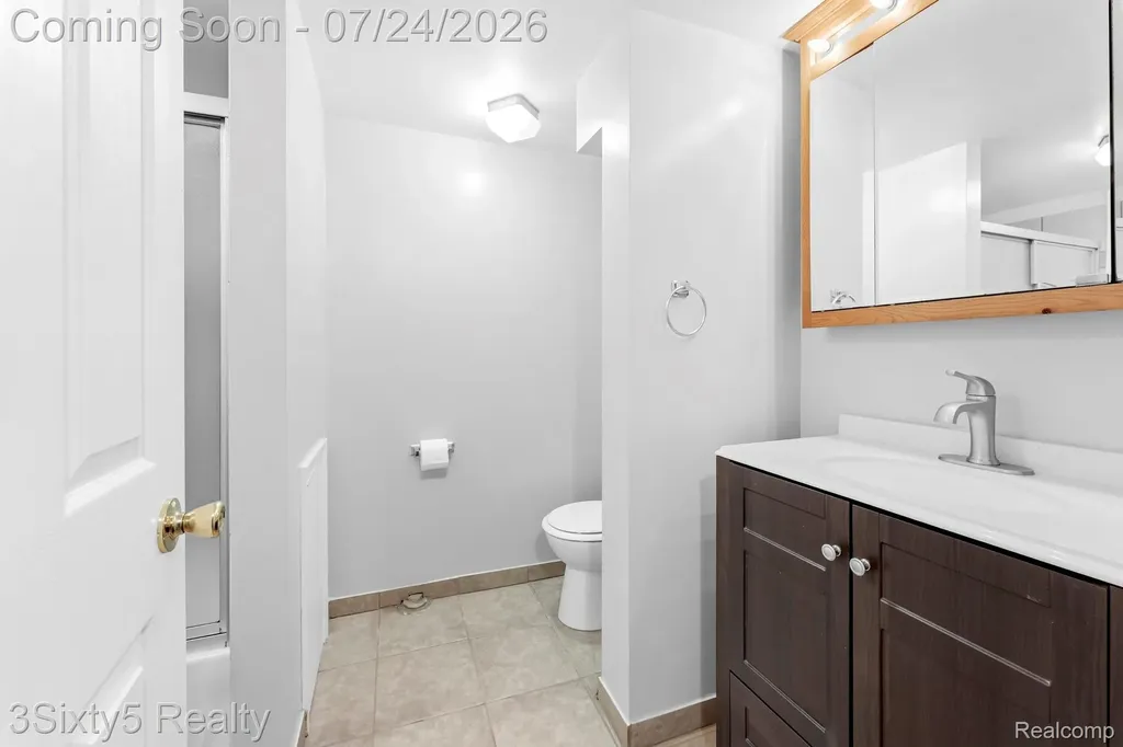 3675 17th Street Wyandotte City MI 48192