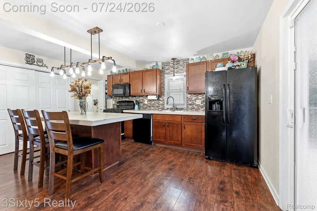 3675 17th Street Wyandotte City MI 48192