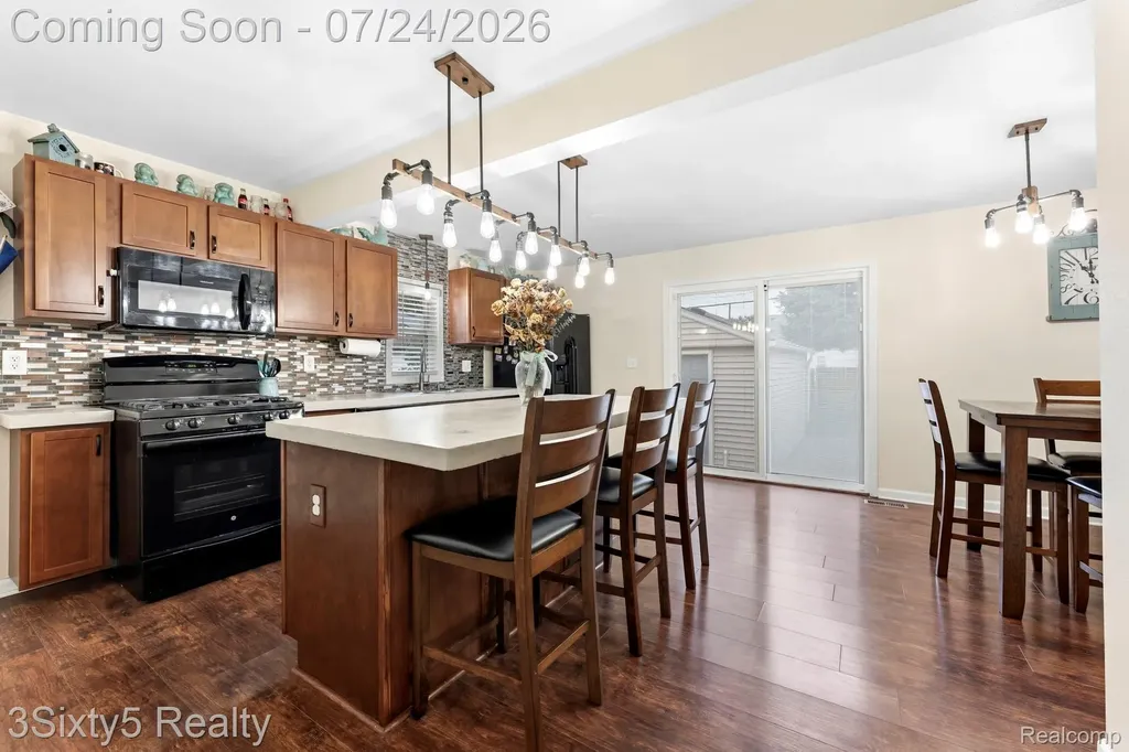3675 17th Street Wyandotte City MI 48192