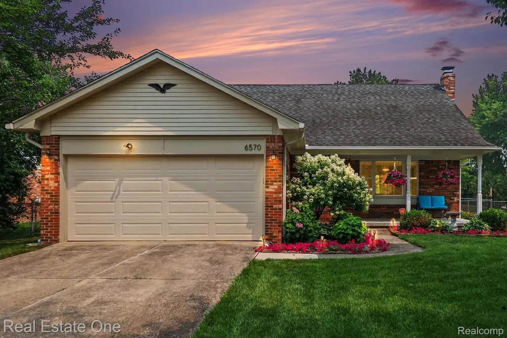 6570 Edgewood Road Canton Charter Township MI 48187