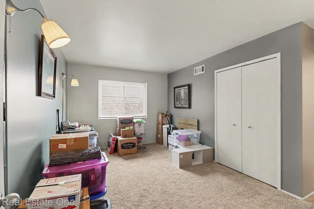 6570 Edgewood Road Canton Charter Township MI 48187