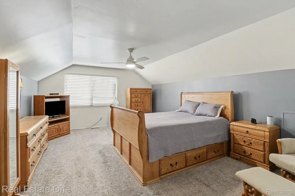 6570 Edgewood Road Canton Charter Township MI 48187