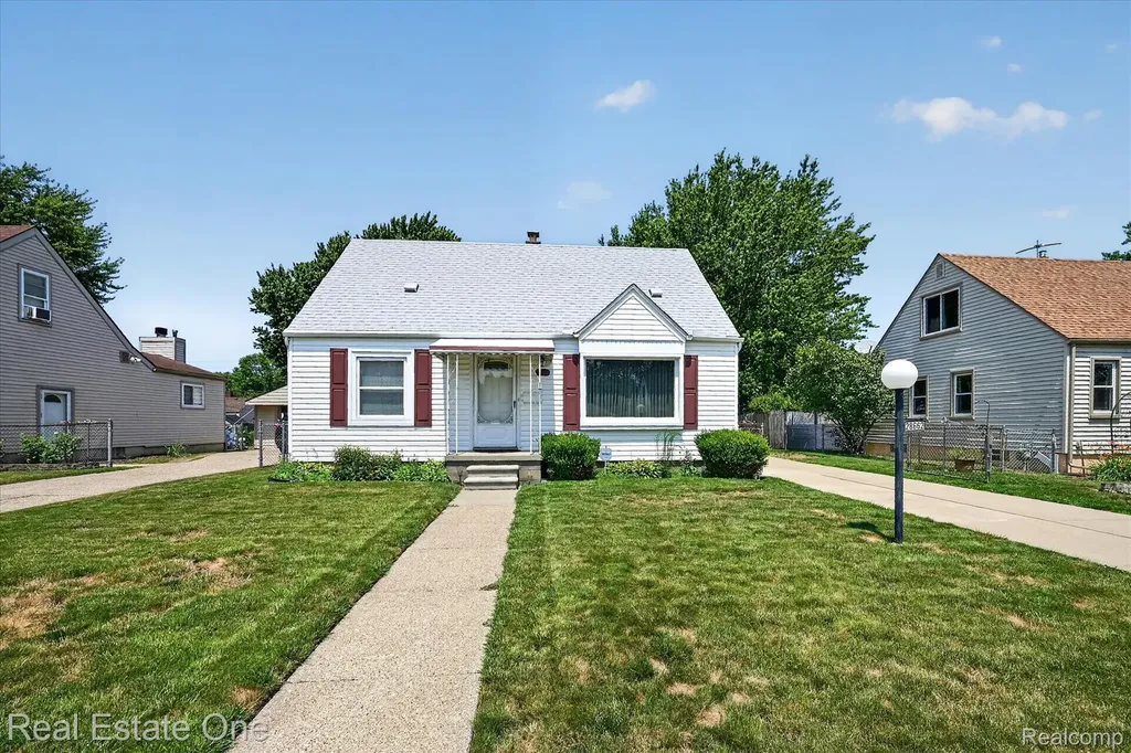 28662 Sheridan Street Garden City City MI 48135