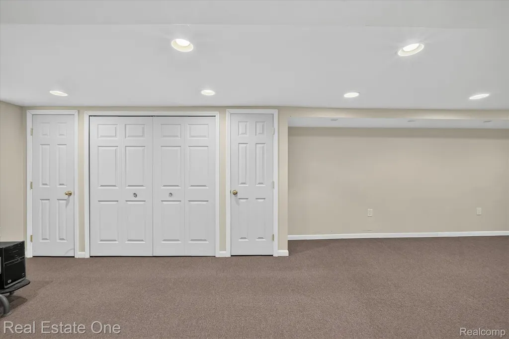 28662 Sheridan Street Garden City City MI 48135