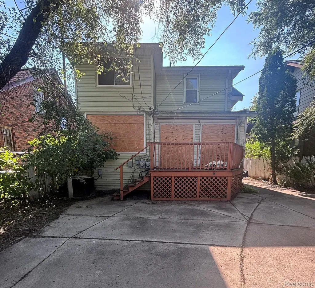 14150 Strathmoor Street Detroit City MI 48227