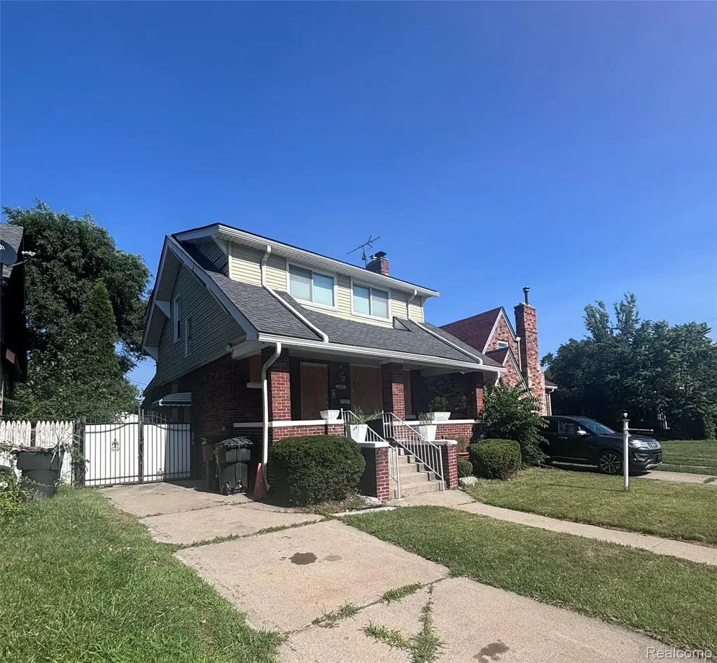 14150 Strathmoor Street Detroit City MI 48227
