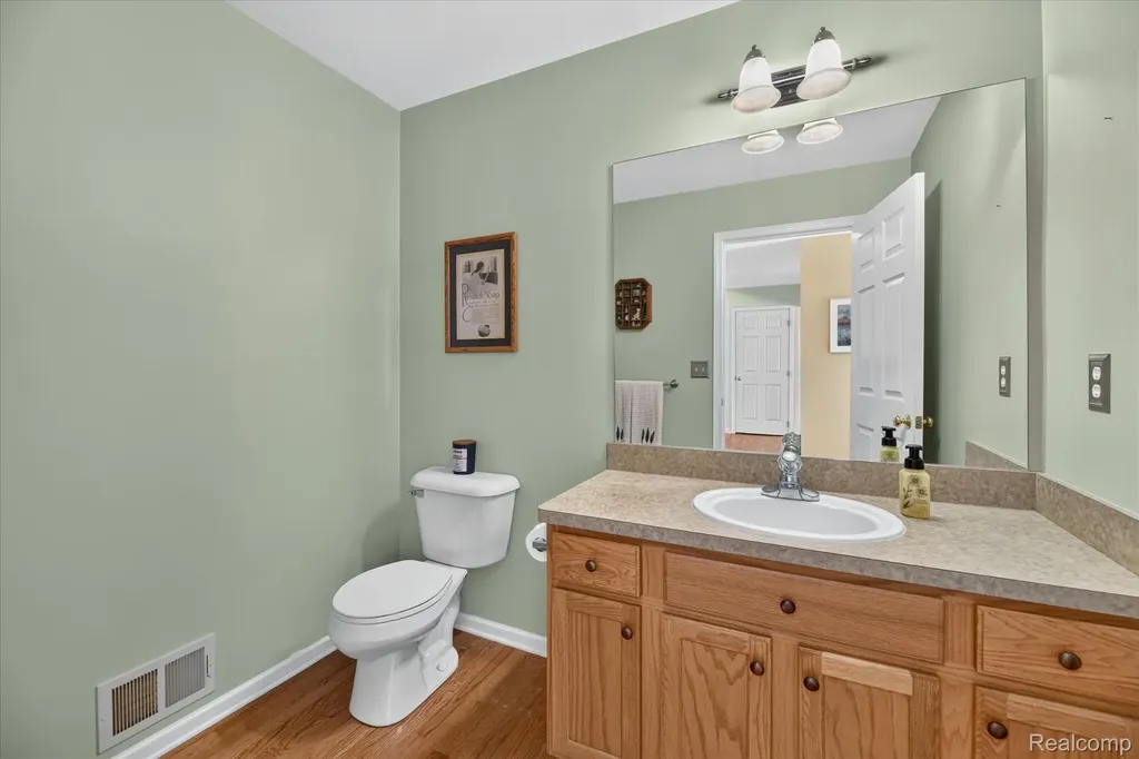 2445 Lorraina Lane Hartland Township MI 48353