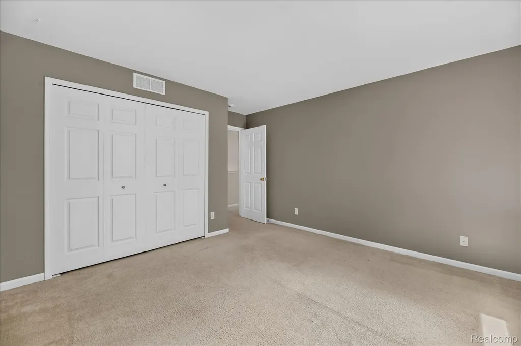 2445 Lorraina Lane Hartland Township MI 48353