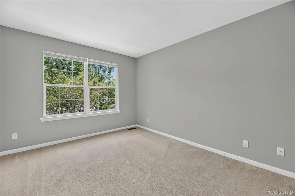 2445 Lorraina Lane Hartland Township MI 48353