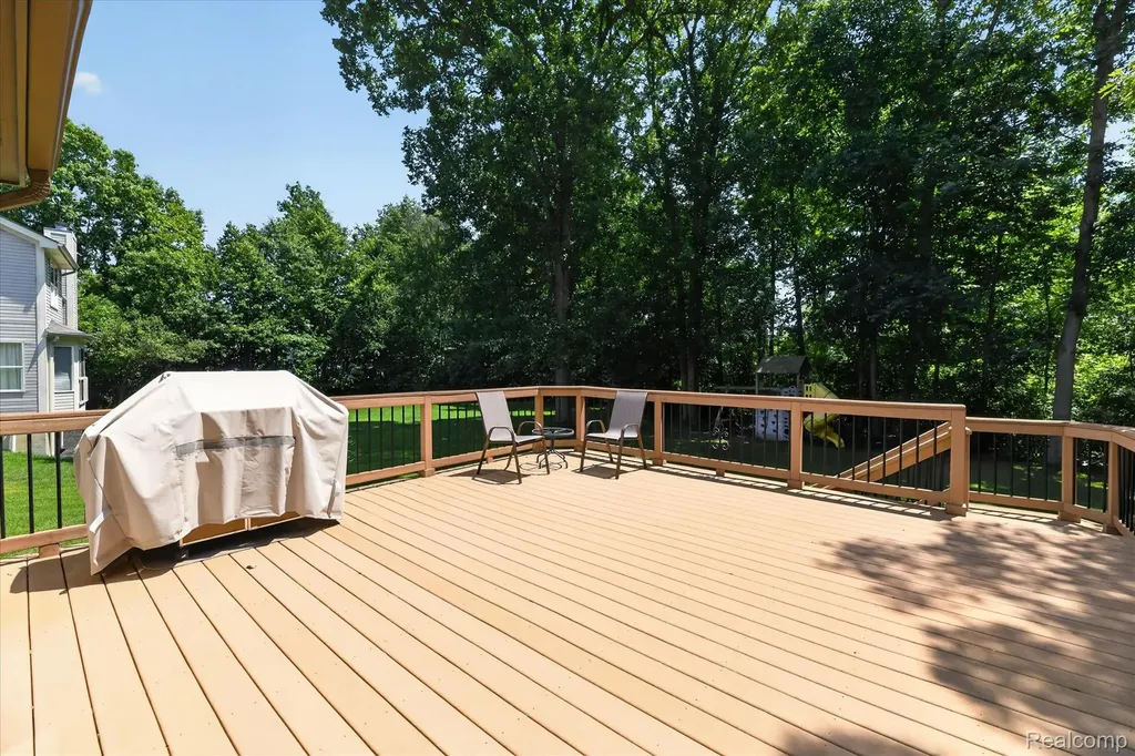 2445 Lorraina Lane Hartland Township MI 48353