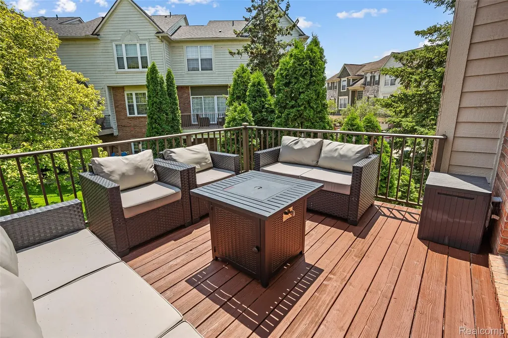 10 Bradford Court Dearborn City MI 48126