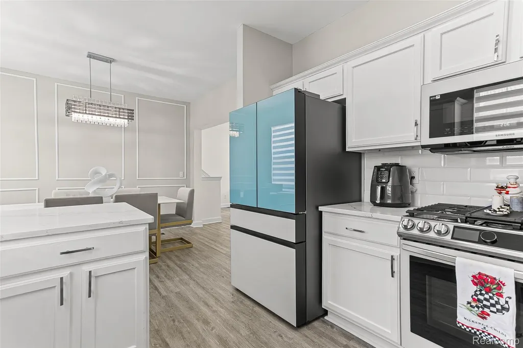 10 Bradford Court Dearborn City MI 48126