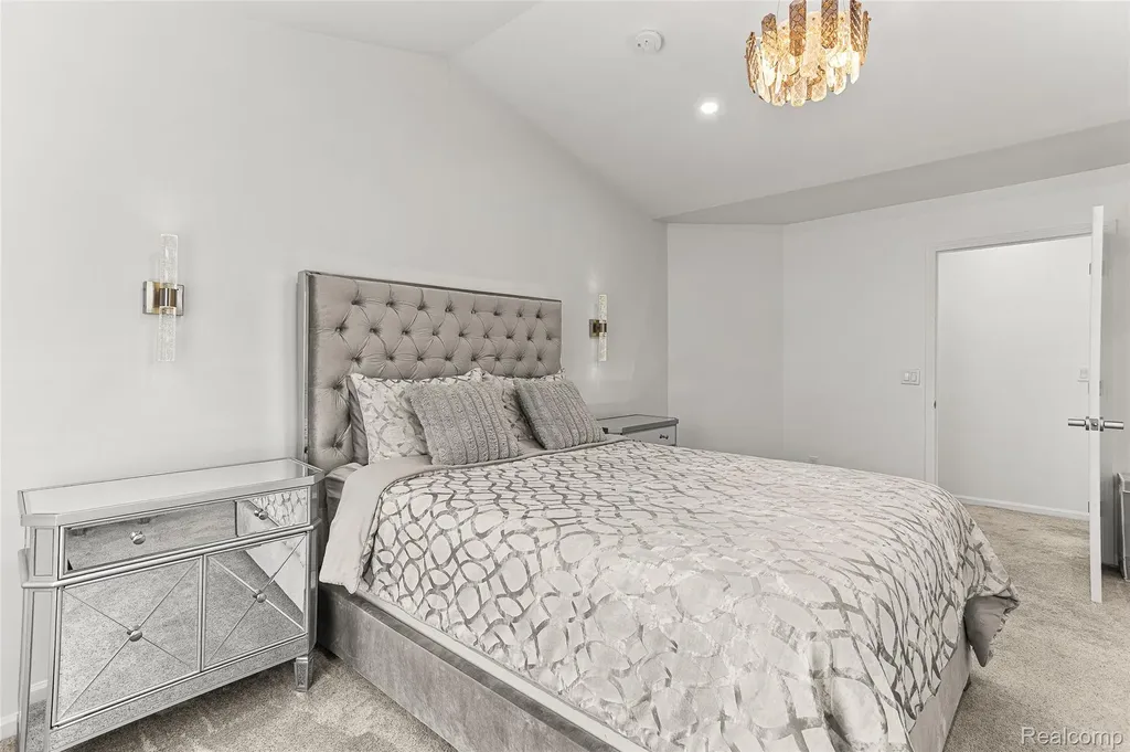 10 Bradford Court Dearborn City MI 48126