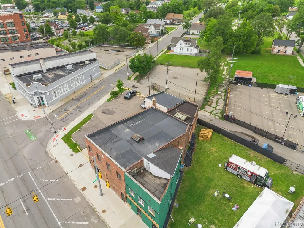 5536 Michigan Avenue Detroit City MI 48210