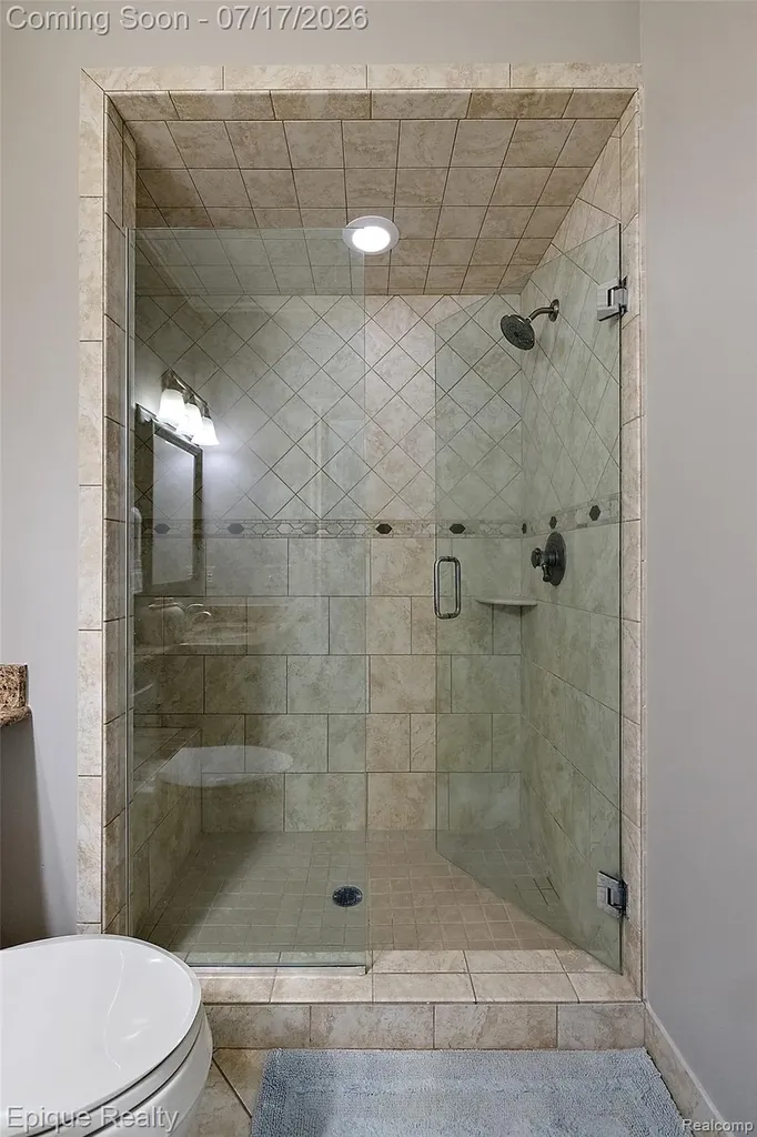 565 Shady Oaks Street Orion Charter Township MI 48362