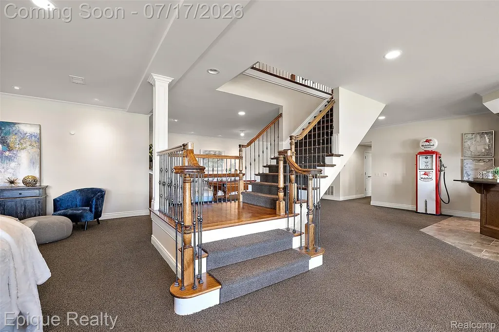 565 Shady Oaks Street Orion Charter Township MI 48362