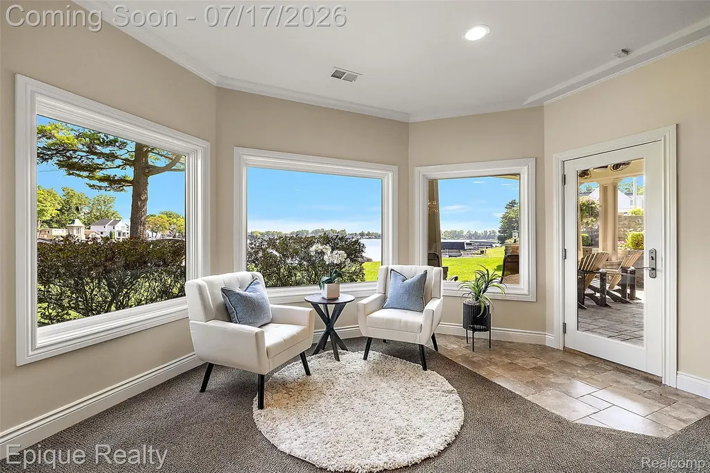 565 Shady Oaks Street Orion Charter Township MI 48362