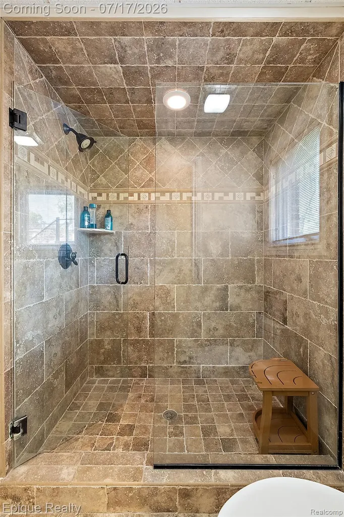 565 Shady Oaks Street Orion Charter Township MI 48362