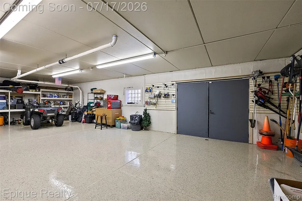 565 Shady Oaks Street Orion Charter Township MI 48362