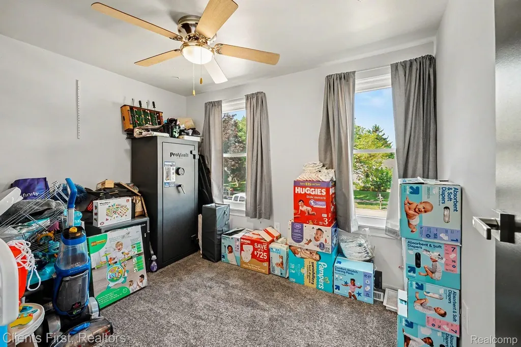 254 Selkirk Street Canton Charter Township MI 48187