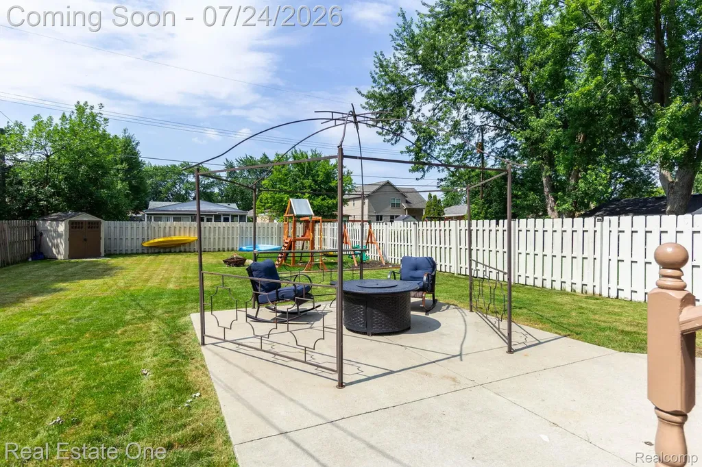 23410 Joy Street St. Clair Shores City MI 48082