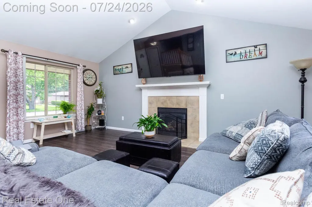 23410 Joy Street St. Clair Shores City MI 48082