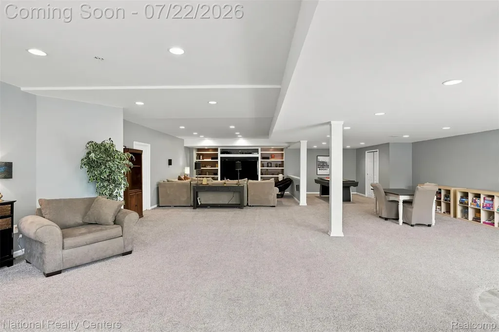 17477 Mystic Valley Court Northville Township MI 48168