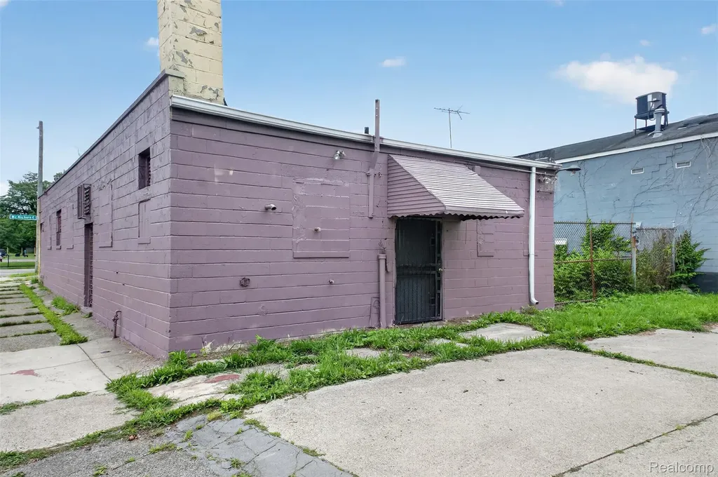 11955 E Mcnichols Road Detroit City MI 48205