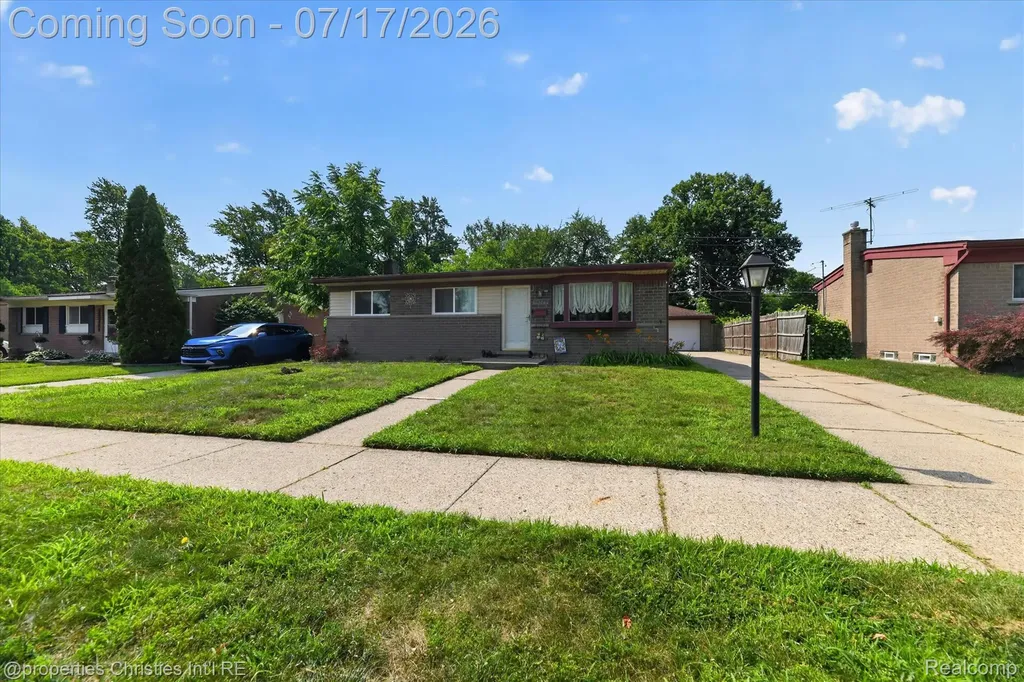 34329 Florence Street Westland City MI 48185