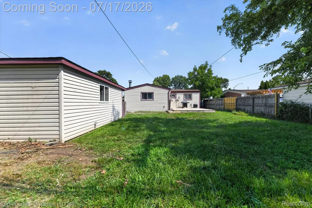 34329 Florence Street Westland City MI 48185