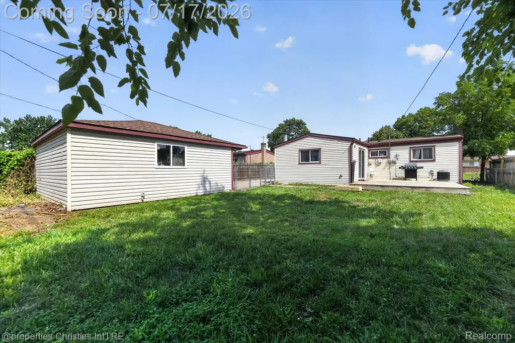 34329 Florence Street Westland City MI 48185