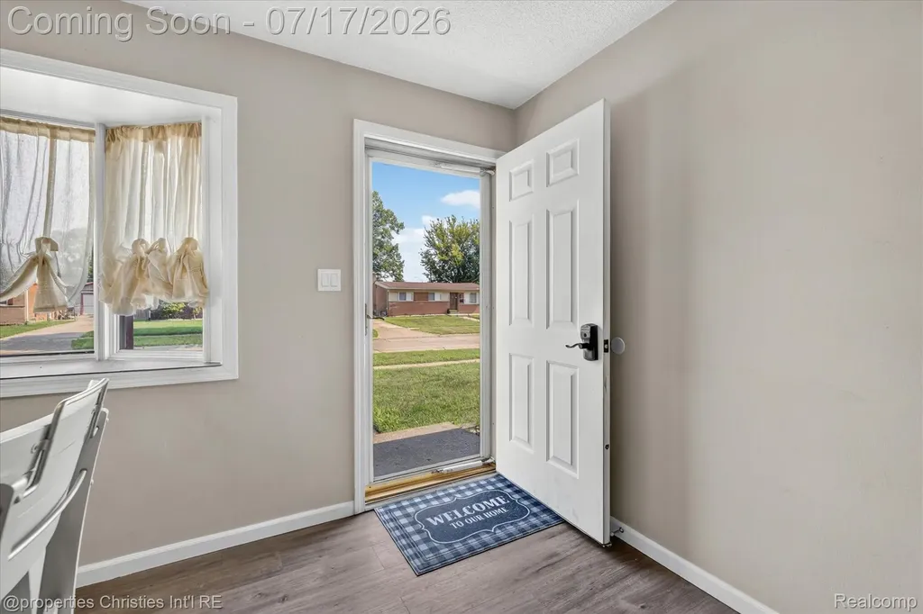 34329 Florence Street Westland City MI 48185