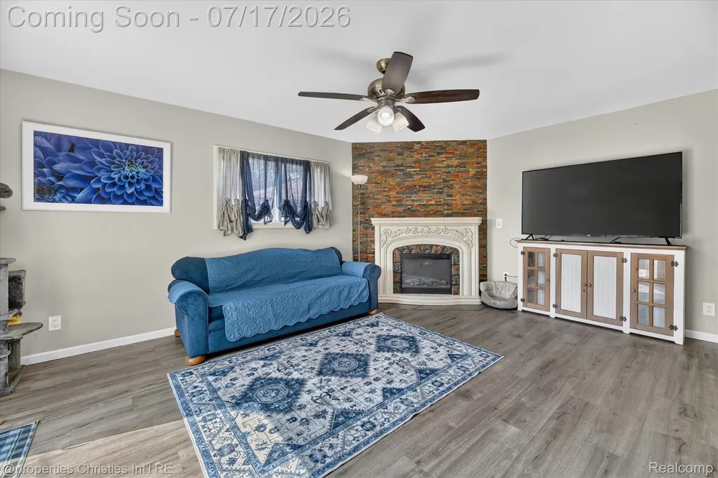 34329 Florence Street Westland City MI 48185