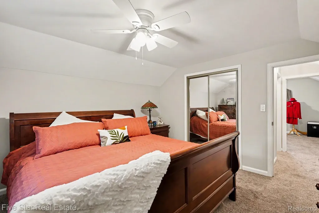 6700 Pontiac Trail Road West Bloomfield Charter Township MI 48323