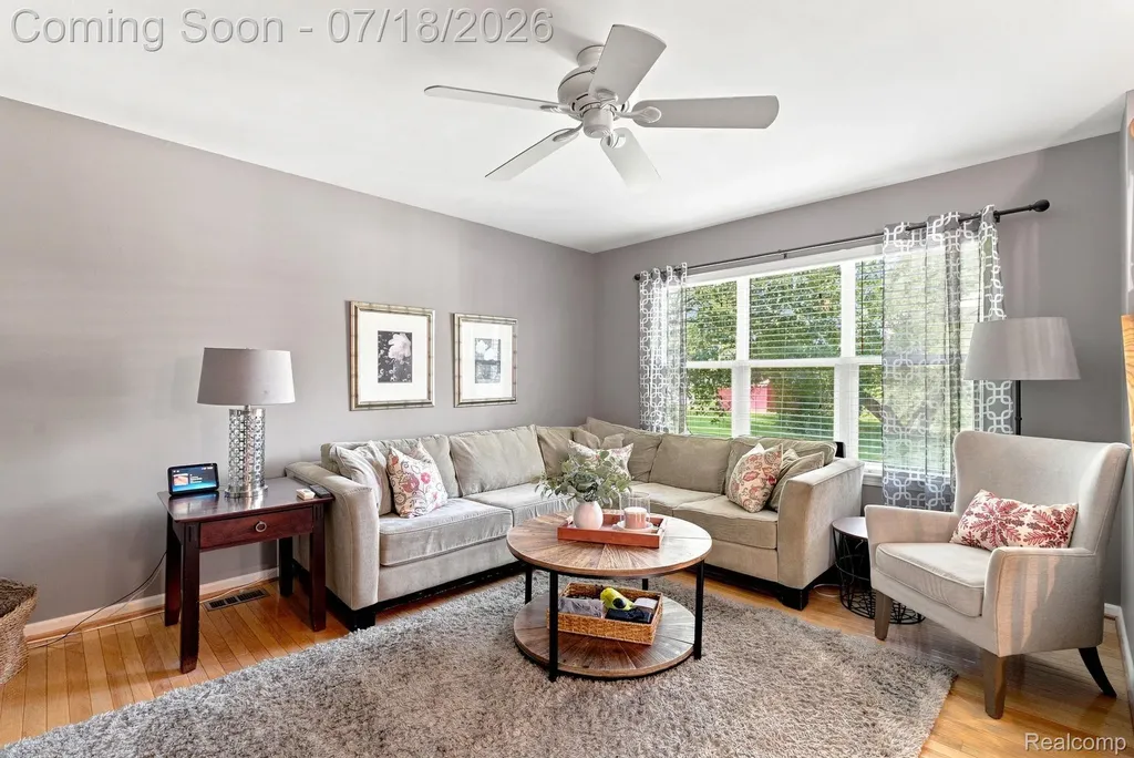 3214 Greenwood Drive Rochester Hills City MI 48309
