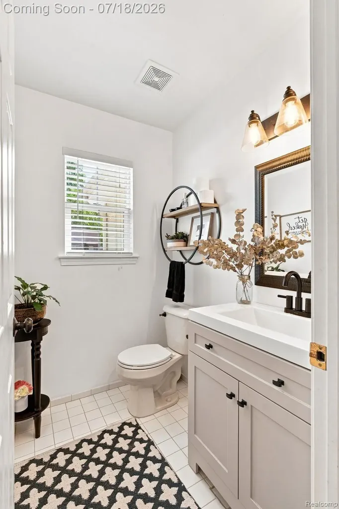 3214 Greenwood Drive Rochester Hills City MI 48309