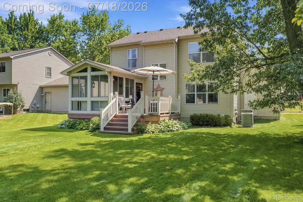 3214 Greenwood Drive Rochester Hills City MI 48309