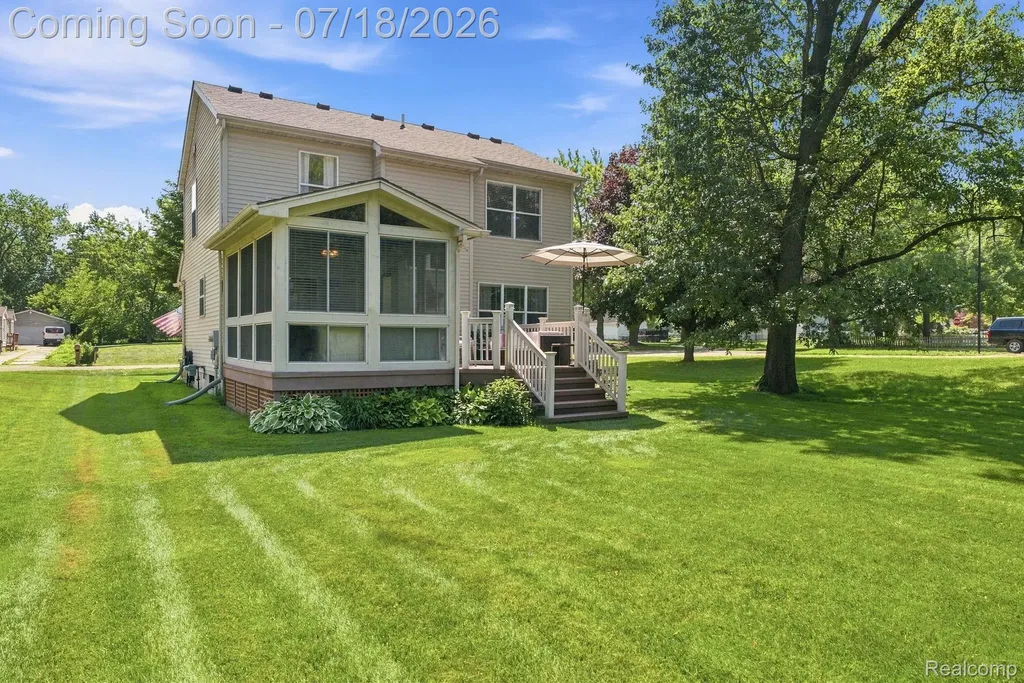 3214 Greenwood Drive Rochester Hills City MI 48309