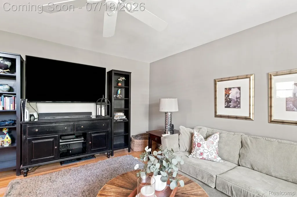3214 Greenwood Drive Rochester Hills City MI 48309