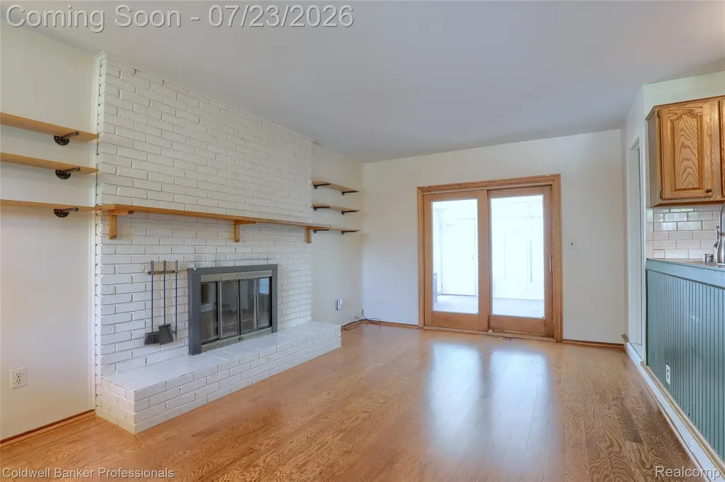 37161 Castleton Drive Sterling Heights City MI 48312