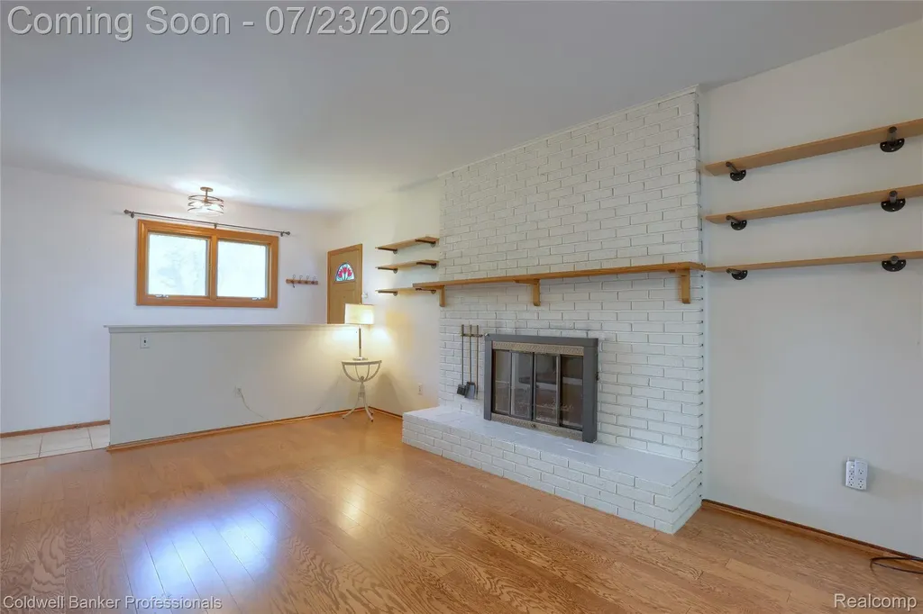 37161 Castleton Drive Sterling Heights City MI 48312