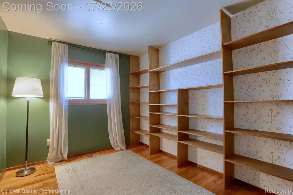 37161 Castleton Drive Sterling Heights City MI 48312