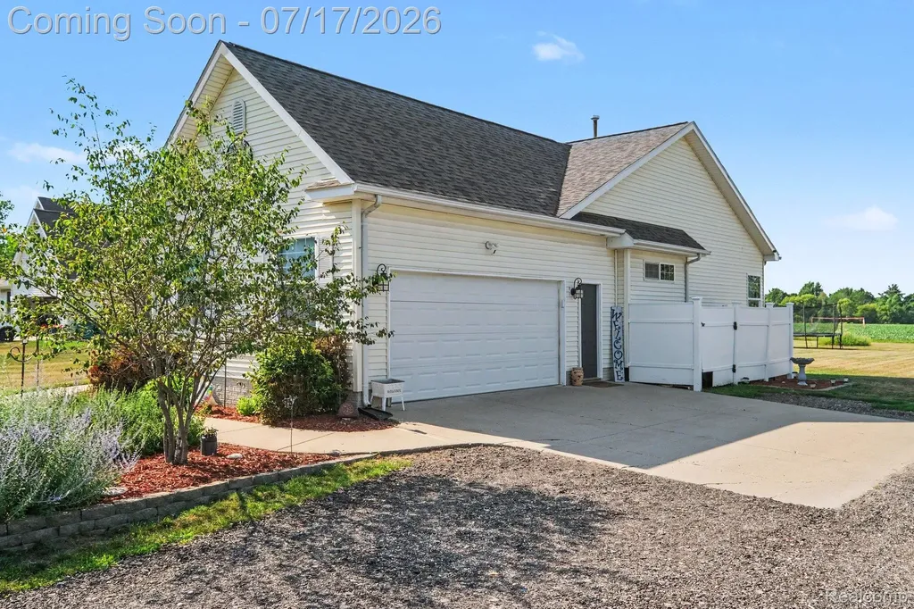 9074 Grand Blanc Road Gaines Township MI 48436
