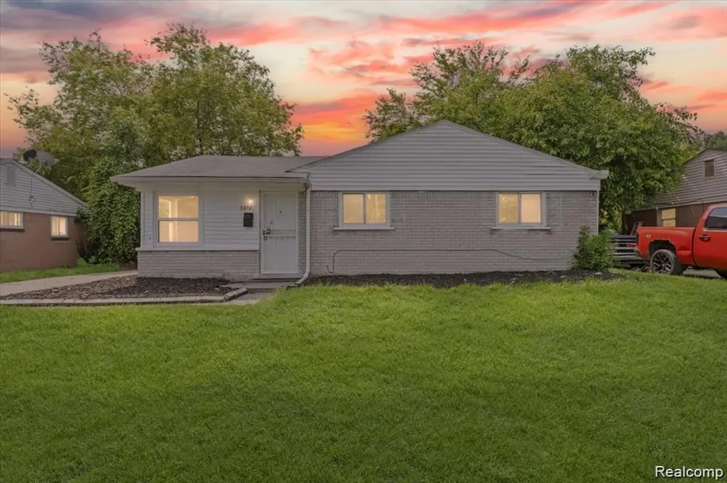 3930 Bayhan Inkster City MI 48141