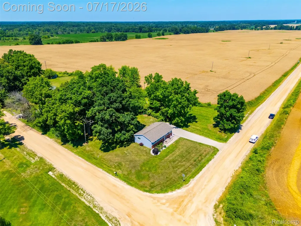 13514 Bird Road Argentine Township MI 48418