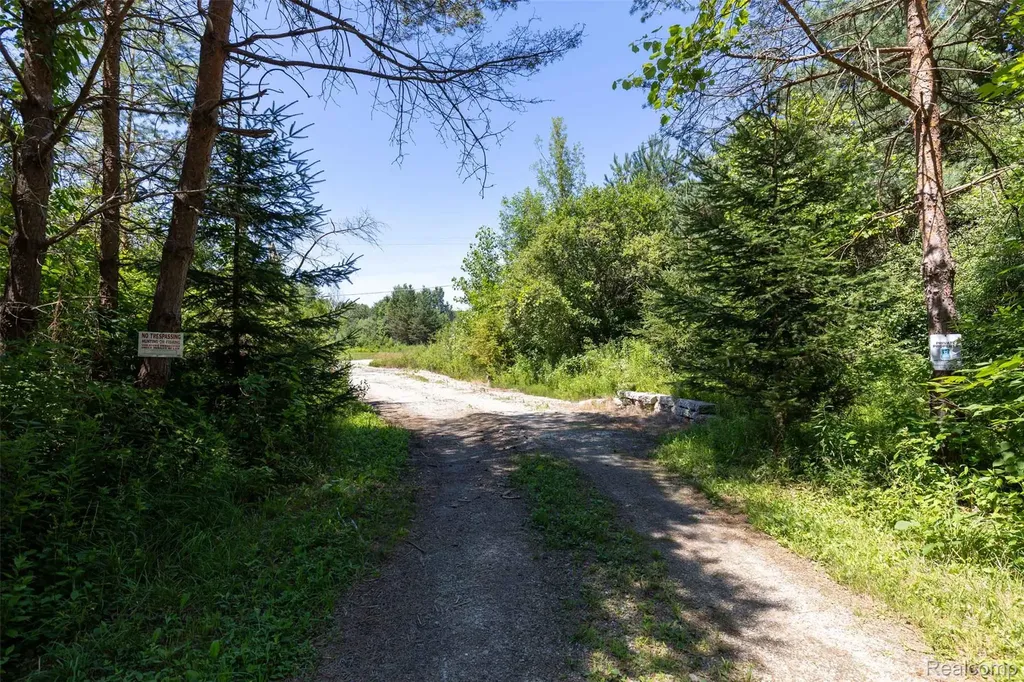 408 Columbiaville Road Deerfield Township MI 48421