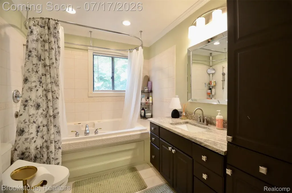 4979 Waw Ban See Drive Independence Charter Township MI 48348